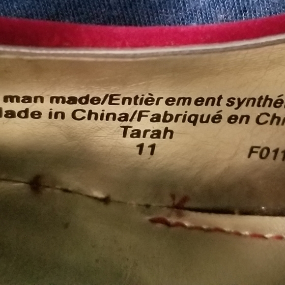 Red Velvet Style & Co. Heels - Picture 5 of 7